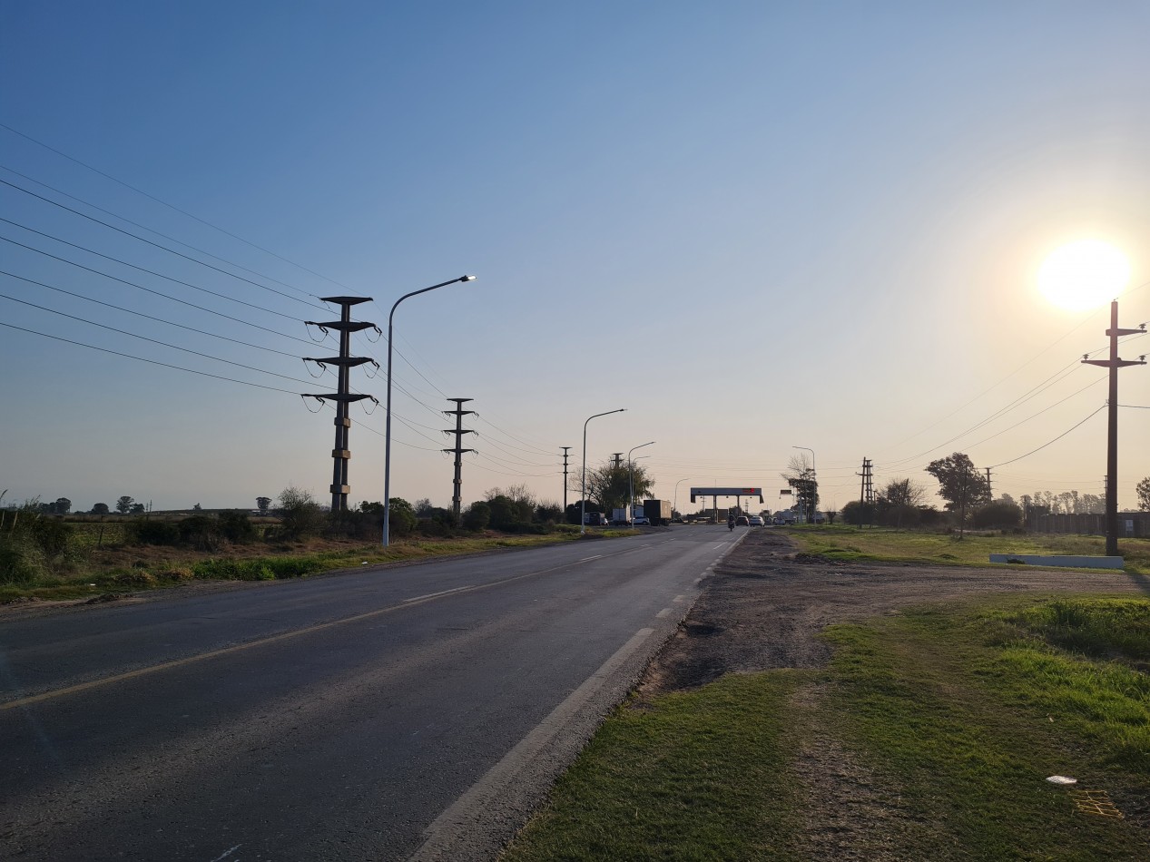 55.558 M2 DE TERRENO SOBRE ACCESO AUTOPISTA SANTA FE - ROSARIO ALTURA SANTO TOME