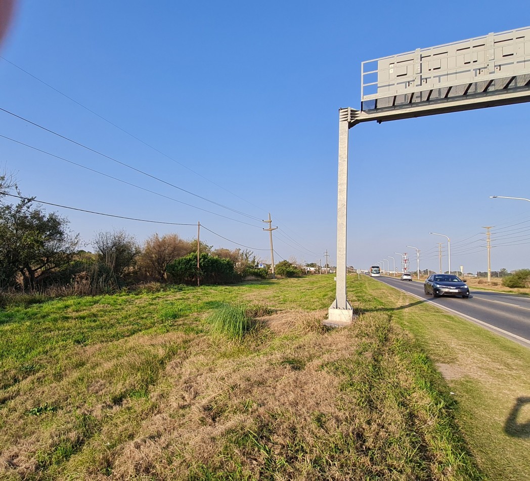 55.558 M2 DE TERRENO SOBRE ACCESO AUTOPISTA SANTA FE - ROSARIO ALTURA SANTO TOME