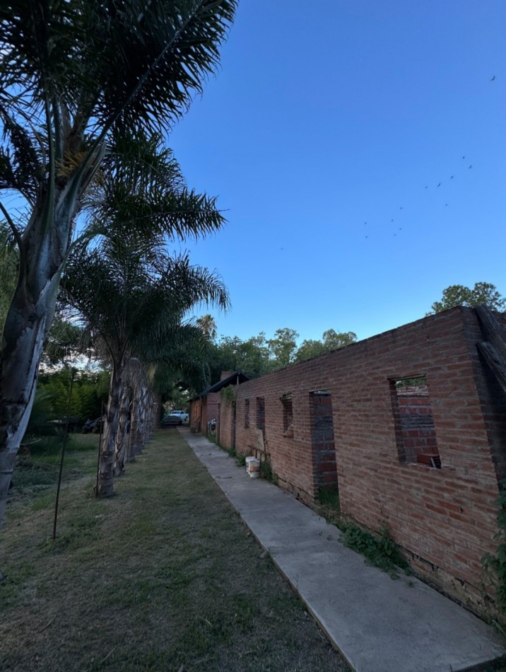 CASA QUINTA + PROYECTO COMPLEJO DE HOSPEDAJE SOBRE GRAN TERRENO