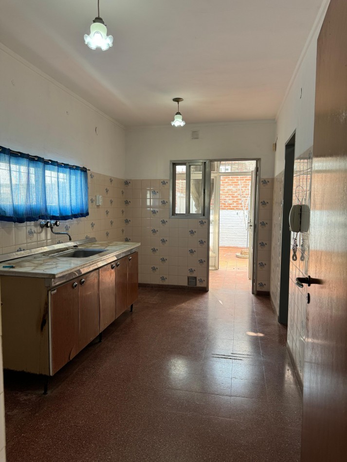 ALQUILER CASA CENTRICA PLANTA ALTA 3 DORMITORIOS