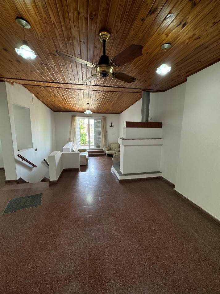 ALQUILER CASA CENTRICA PLANTA ALTA 3 DORMITORIOS