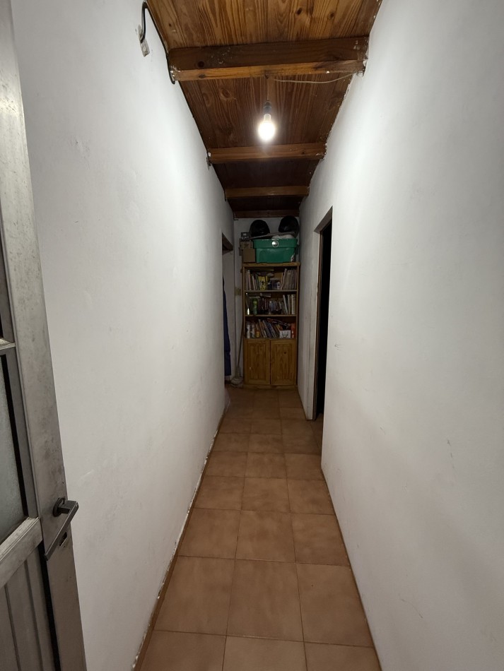 CASA + DPTO A MTS DE CALLE SARMIENTO