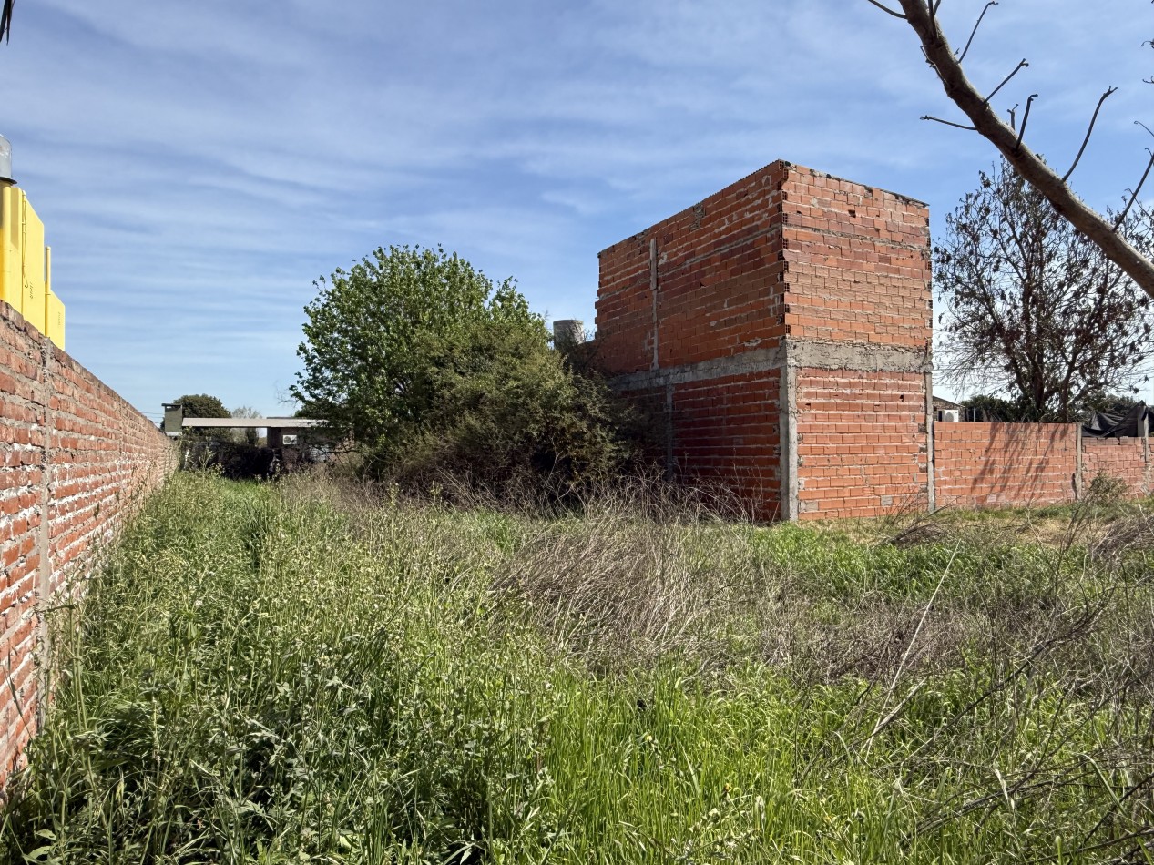 TERRENO AMPLIAS DIMENSIONES ADELINA CENTRO