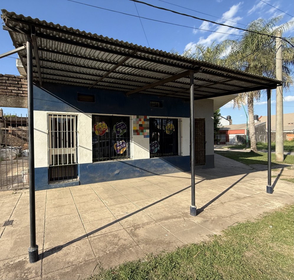 ALQUILER LOCAL COMERCIAL CON BAÑO