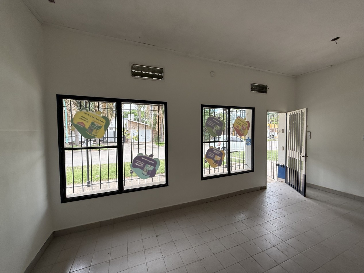 ALQUILER LOCAL COMERCIAL CON BAÑO