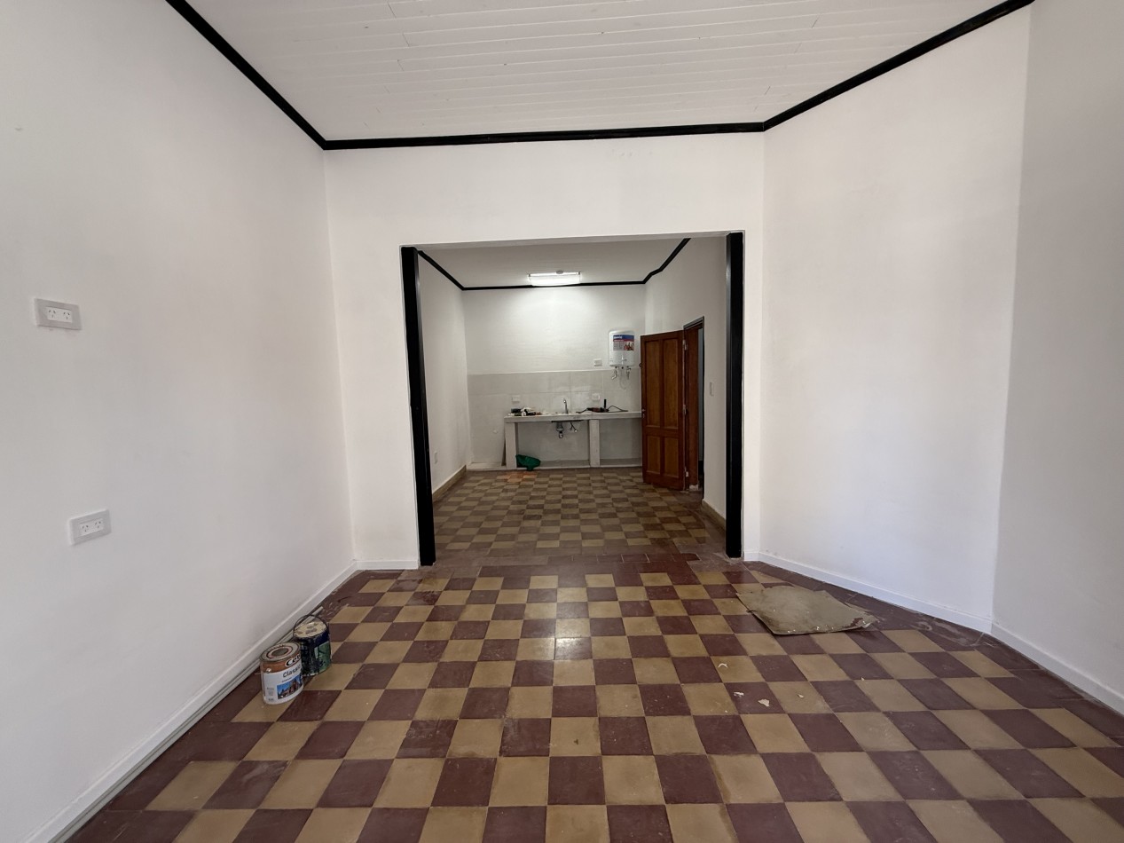 ALQUILER DPTO PLANTA BAJA A PASOS DE AV 7 DE MARZO