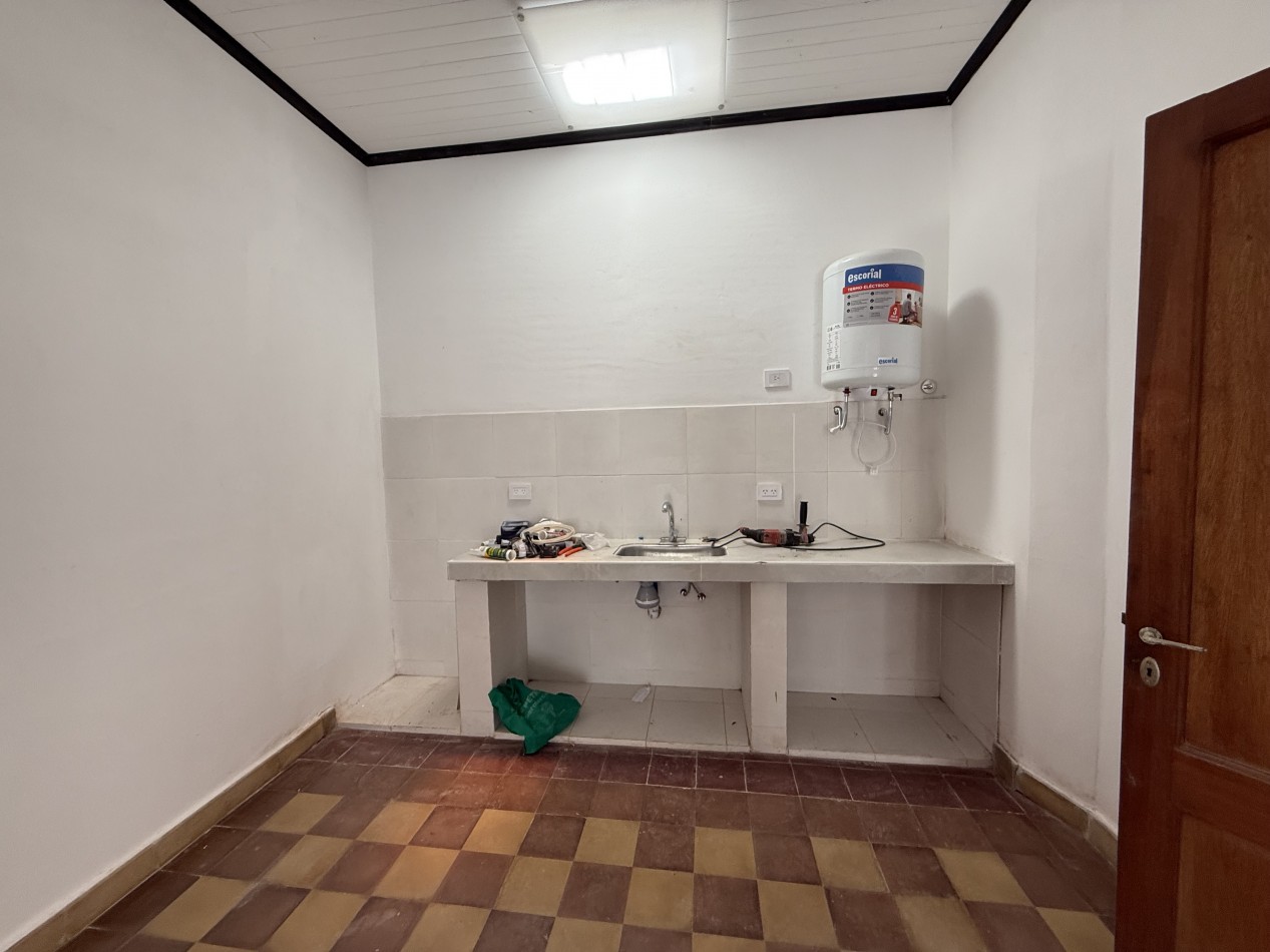 ALQUILER DPTO PLANTA BAJA A PASOS DE AV 7 DE MARZO