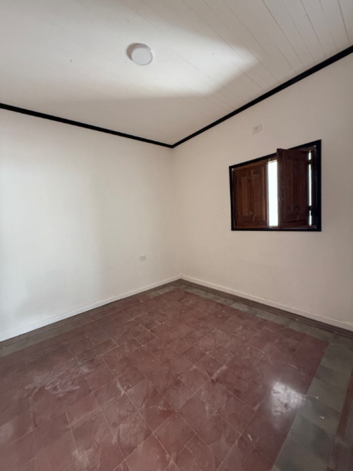 ALQUILER DPTO INTERNO A PASOS DE AV 7 DE MARZO