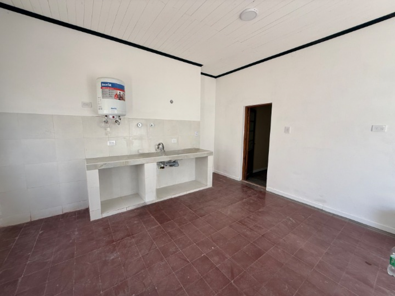 ALQUILER DPTO INTERNO A PASOS DE AV 7 DE MARZO