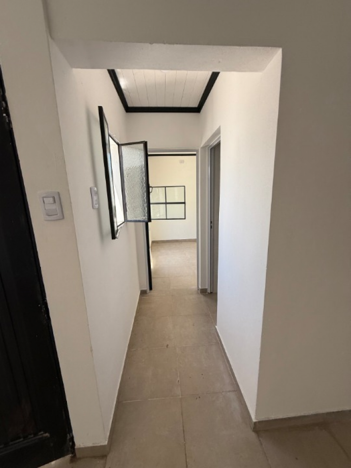 ALQUILER DPTO INTERNO 1 DORMITORIO A PASOS DE AV 7 DE MARZO