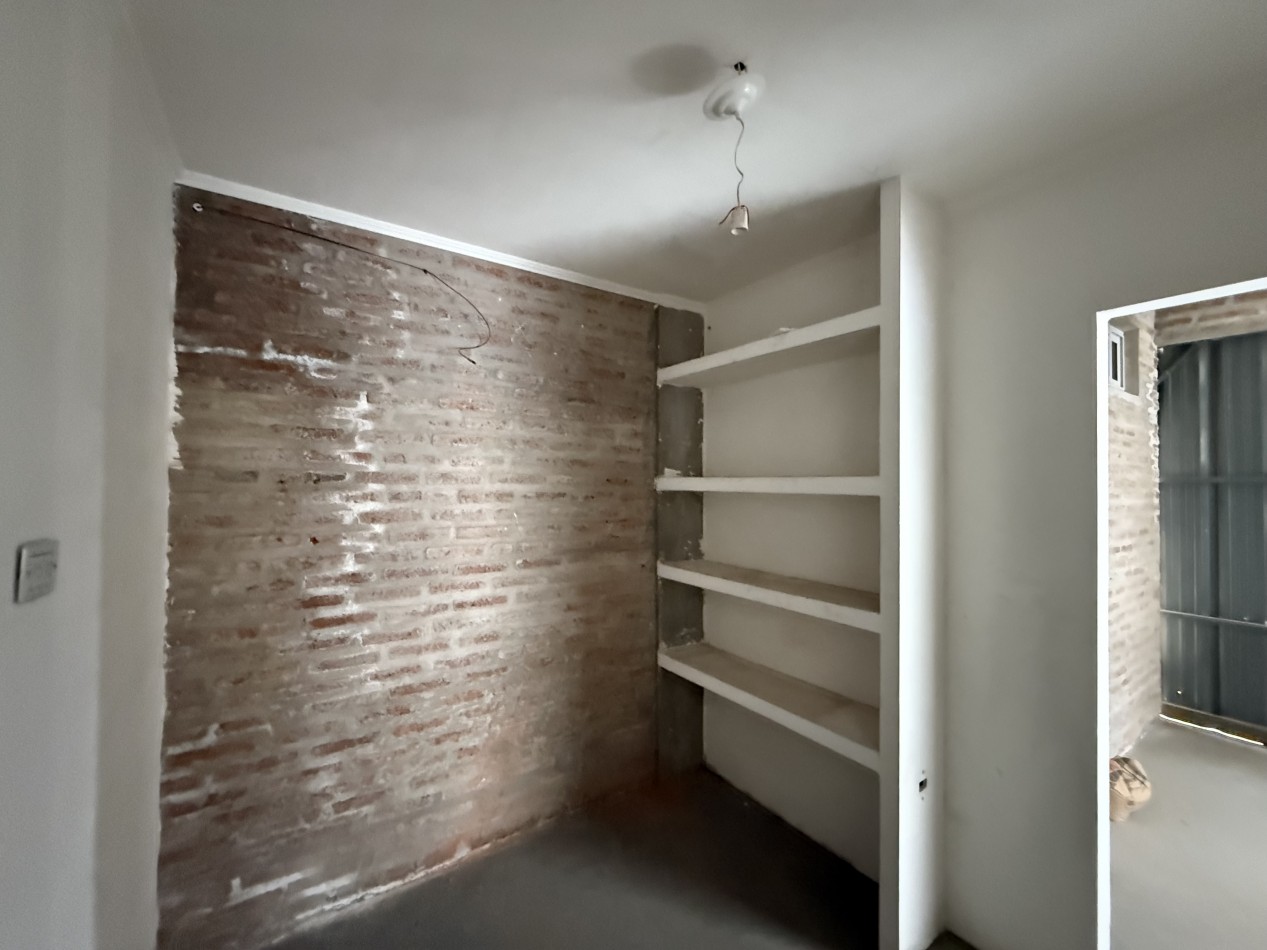 ALQUILER GALPON CON OFICINA Y BAÑO SANTO TOME