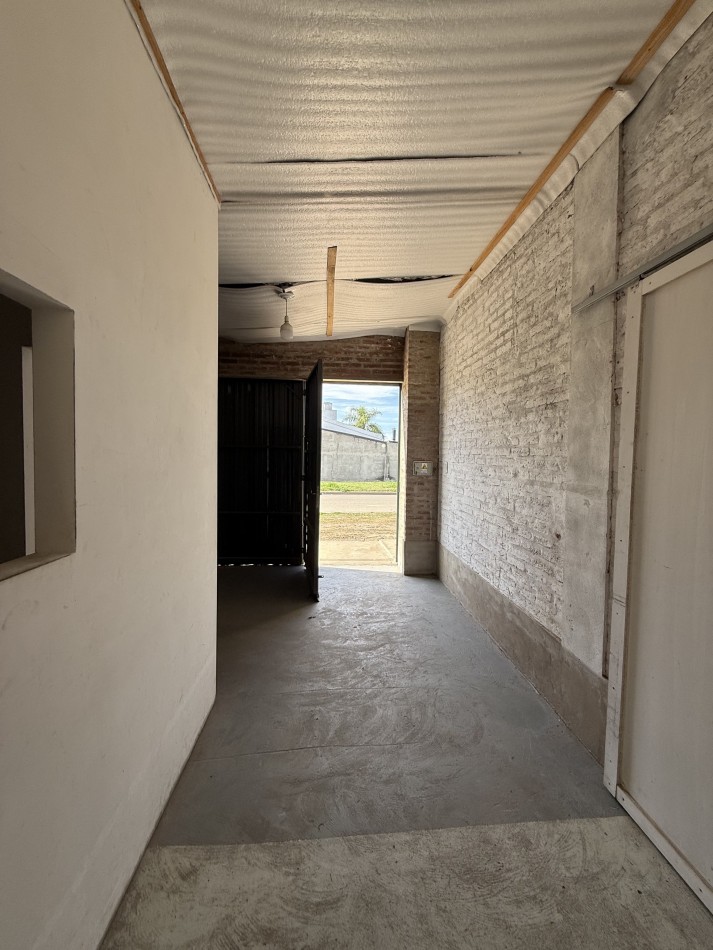 ALQUILER GALPON CON OFICINA Y BAÑO SANTO TOME