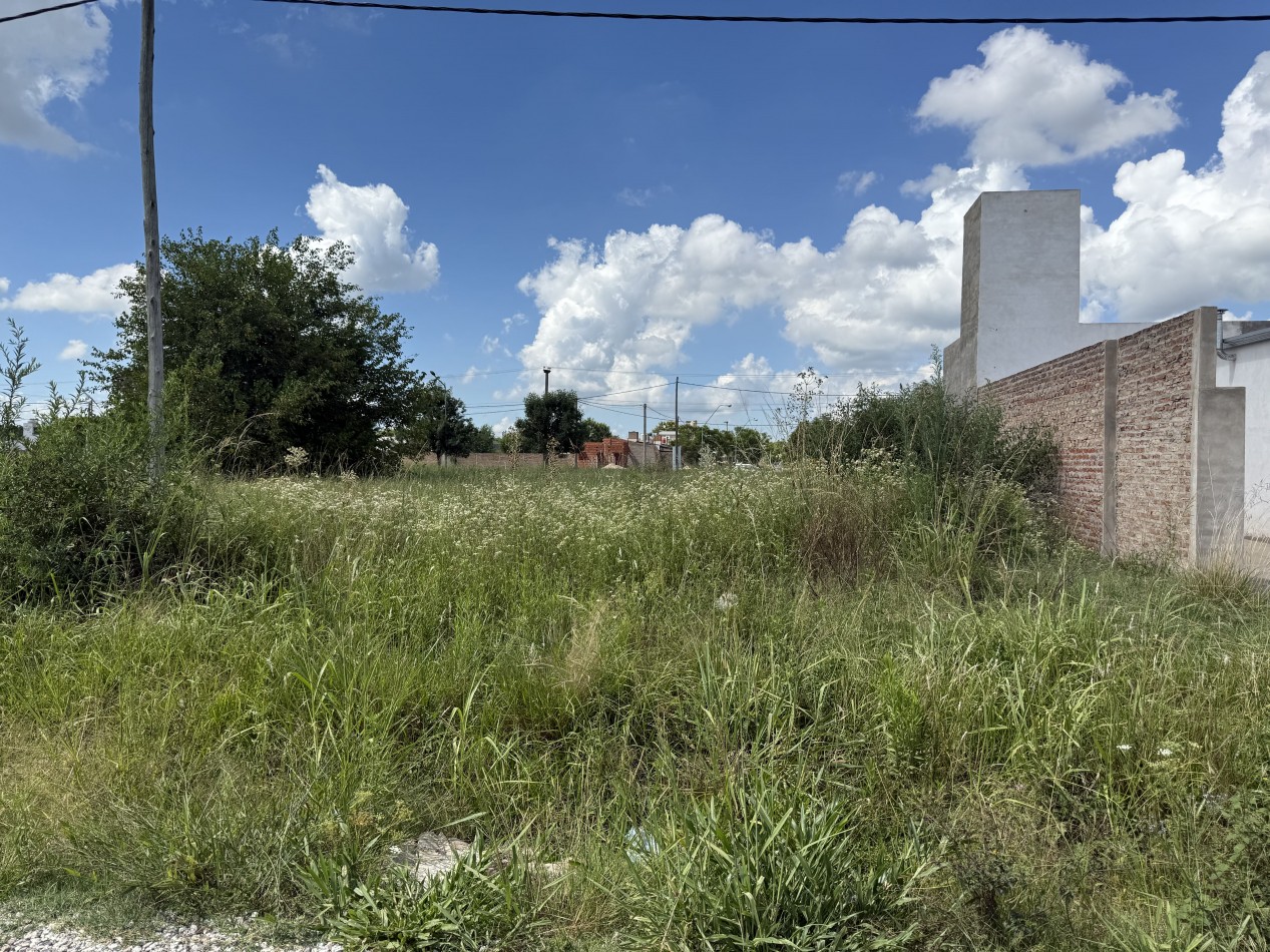 TERRENO A LA VENTA A 100 MTS DE AV. RICHIERI