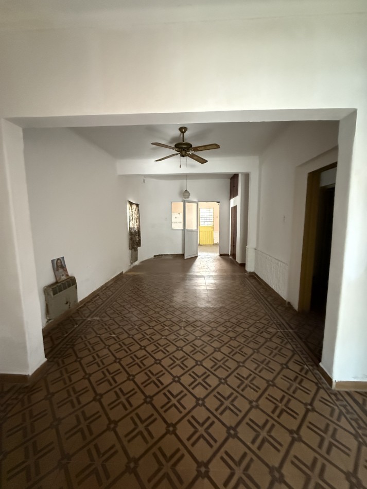 CASA A MTS DE PLAZA PRINCIPAL Y COSTANERA SANTOTOMECINA