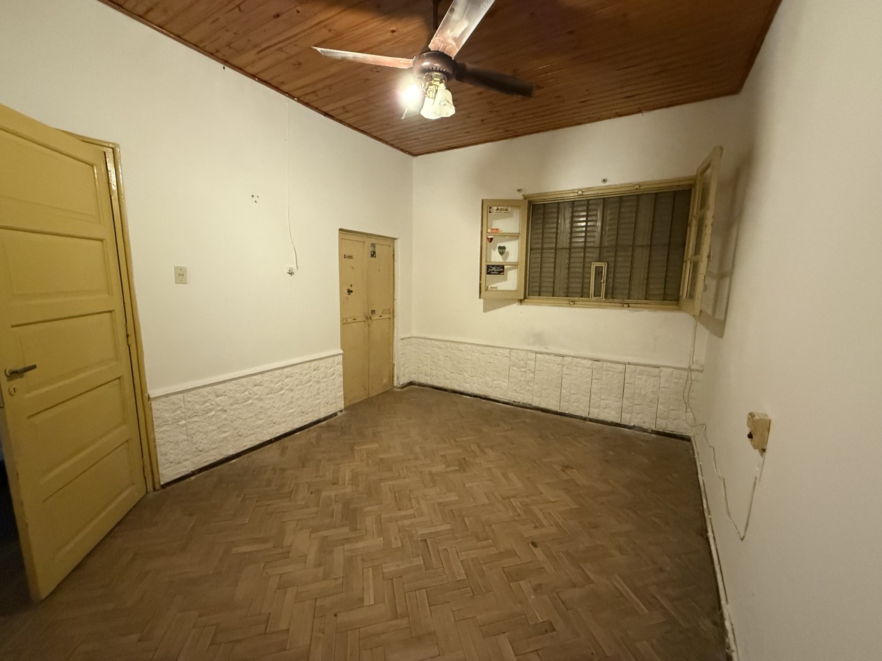 CASA A MTS DE PLAZA PRINCIPAL Y COSTANERA SANTOTOMECINA