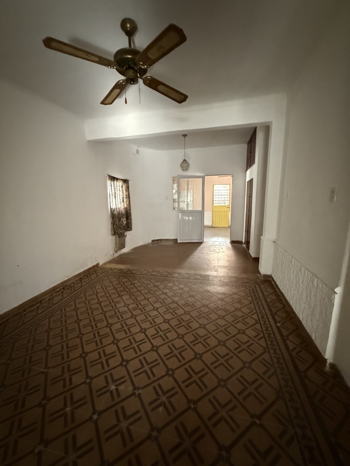 CASA A MTS DE PLAZA PRINCIPAL Y COSTANERA SANTOTOMECINA