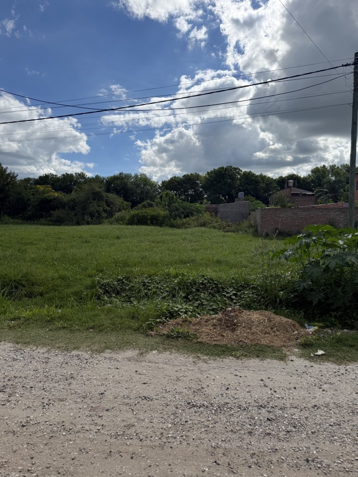 TERRENO ZONA ESCUELA PTE PERON