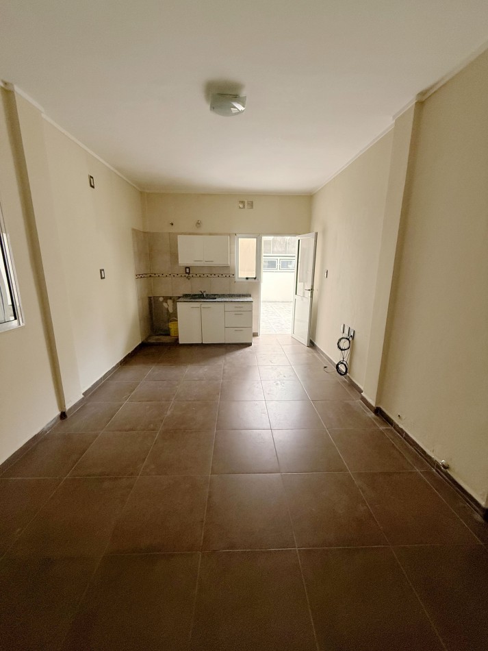 ALQUIER DPTO 1 DORMITORIO PLANTA BAJA ZONA PLAZA LIBERTAD SANTO TOME