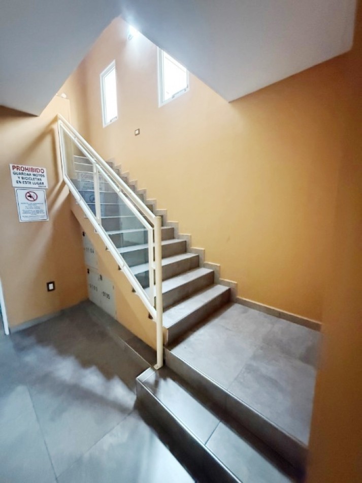 ALQUILER DPTO EN PLANTA ALTA ZONA PLAZA LIBERTAD SANTO TOME