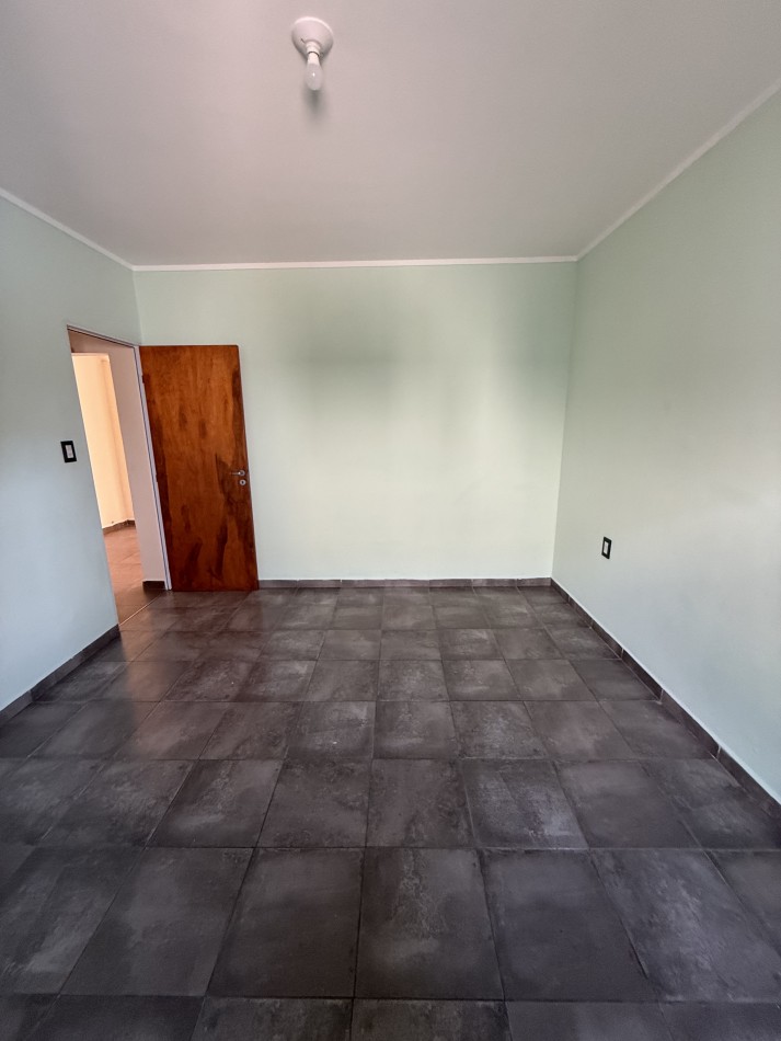 ALQUILER DPTO EN PLANTA ALTA ZONA PLAZA LIBERTAD SANTO TOME