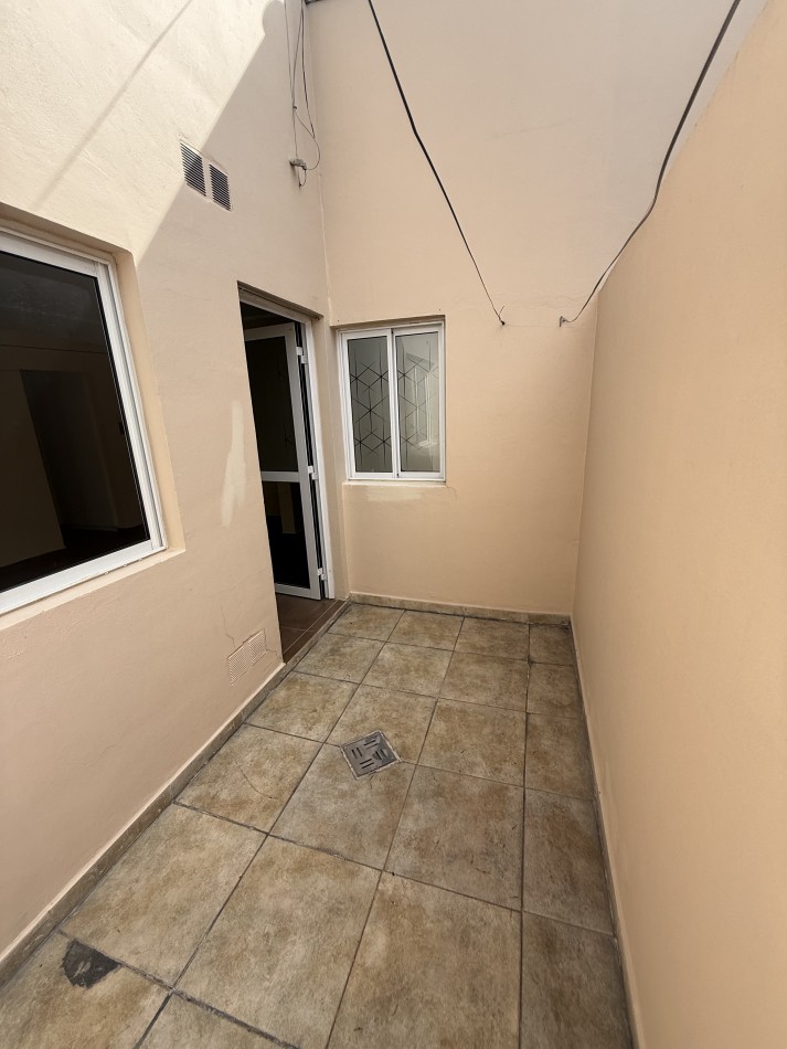 ALQUILER DPTO EN PLANTA ALTA ZONA PLAZA LIBERTAD SANTO TOME