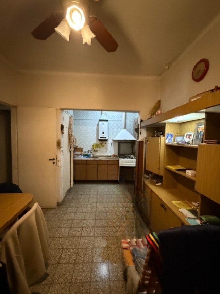 CASA 3 DORMITORIO, GARAGE Y PATIO SECO EN BARRIO SUR