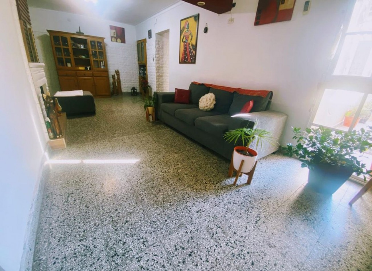 CASA APTA CREDITO A METROS DE CANDIOTI 