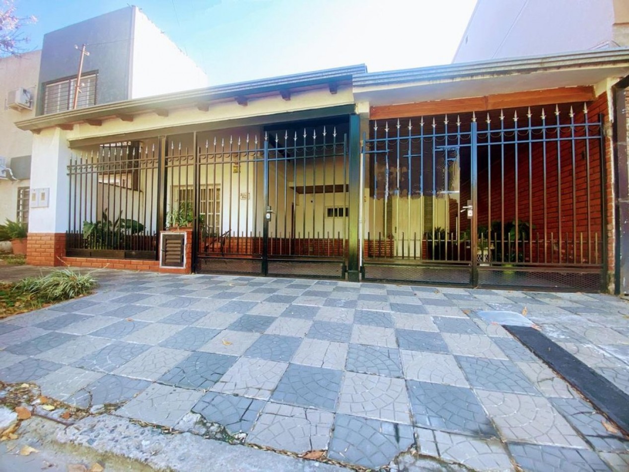 CASA APTA CREDITO A METROS DE CANDIOTI 