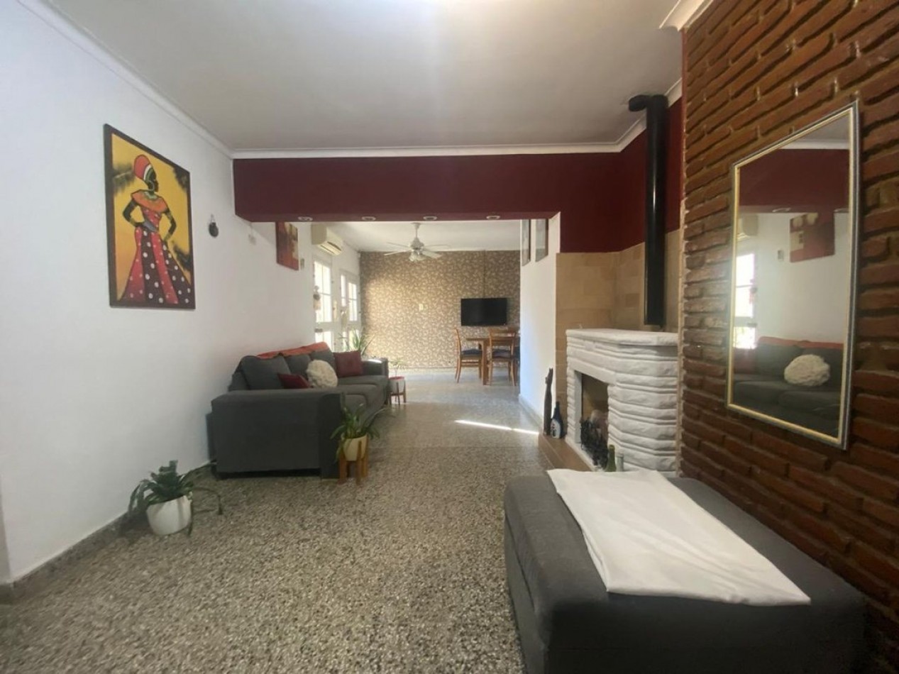 CASA APTA CREDITO A METROS DE CANDIOTI 