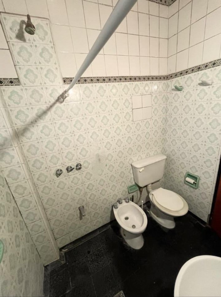 venta de PH tres departamentos ideal para renta 