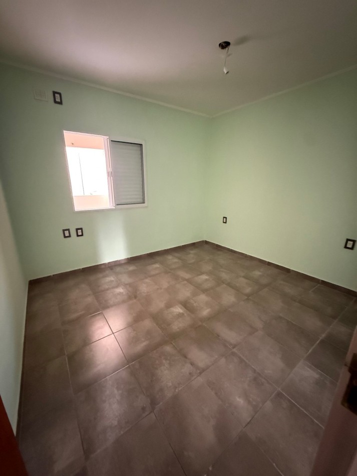 ALQUILER AMPLIO DPTO EN PLANTA ALTA 2 DORMITORIOS OPCIONAL COCHERA