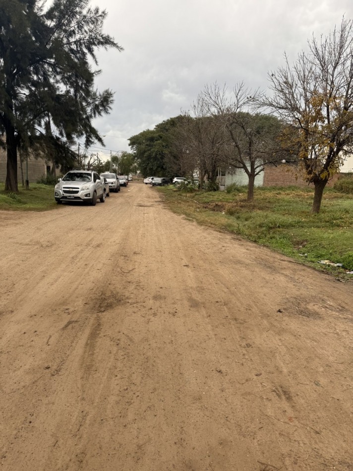 2 TERRENOS LINDEROS ZONA CLUB CICLISTA