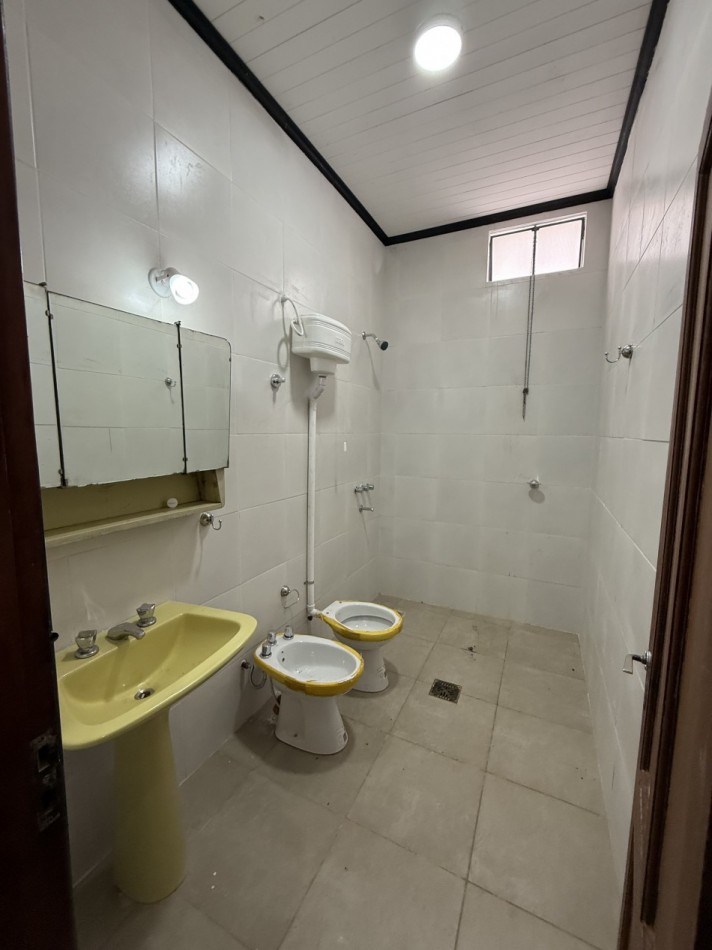 ALQUILER DPTO PLANTA BAJA A PASOS DE AV 7 DE MARZO