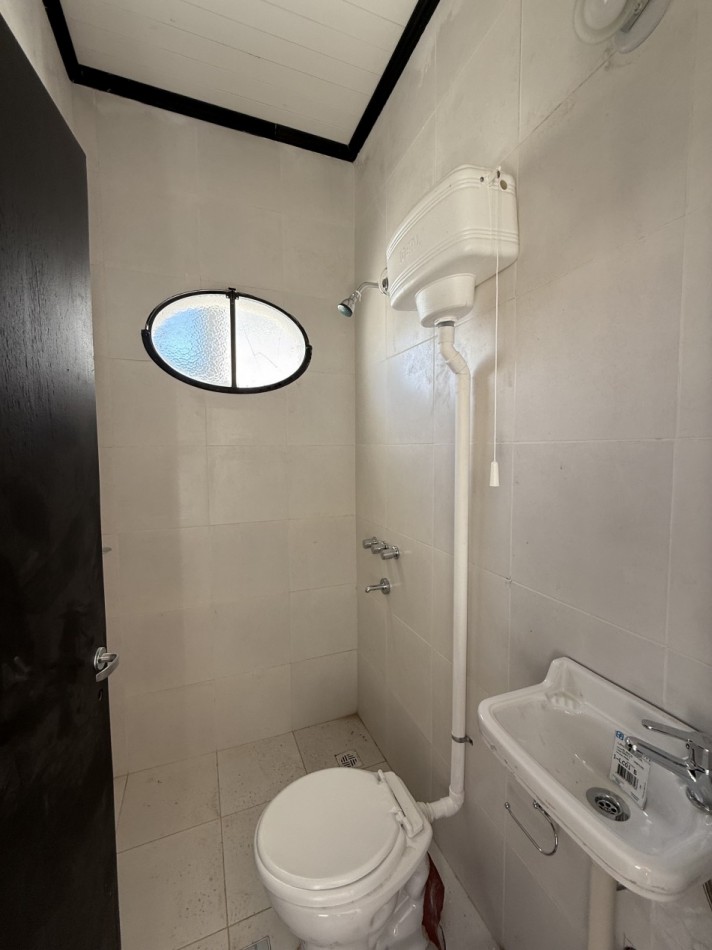 ALQUILER DPTO INTERNO A PASOS DE AV 7 DE MARZO