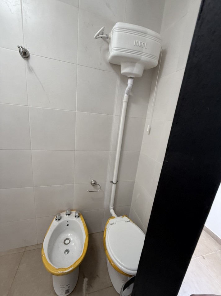 ALQUILER DPTO INTERNO 1 DORMITORIO A PASOS DE AV 7 DE MARZO