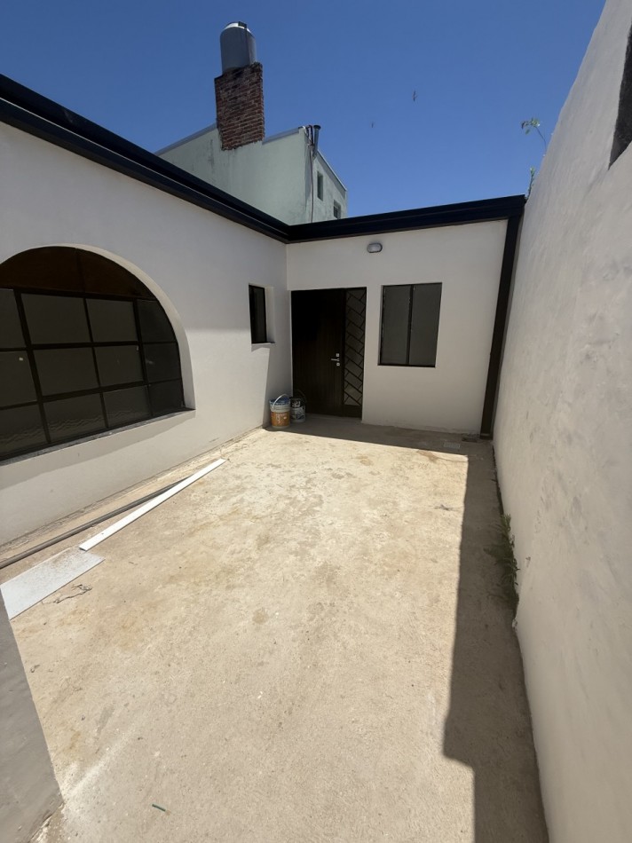 ALQUILER DPTO INTERNO 1 DORMITORIO A PASOS DE AV 7 DE MARZO