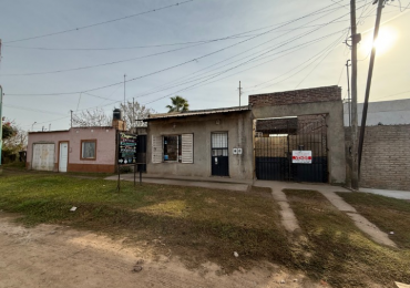 CASA CON FONDO DE COMERCIO DESPENSA